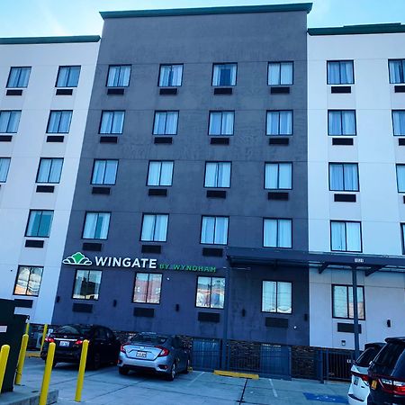 Wingate By Wyndham Jfk Airport, Far Rockaway Ny Hotel New York Exterior photo